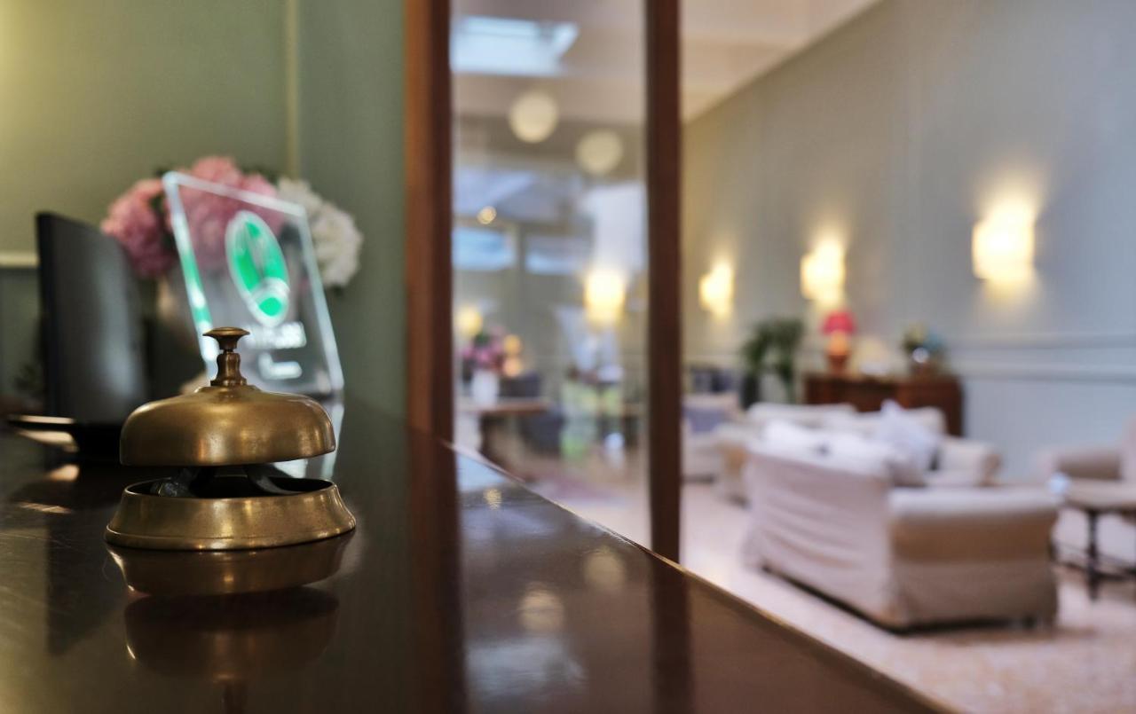 Hotel Touring Wellness & Beauty フィウッジ エクステリア 写真