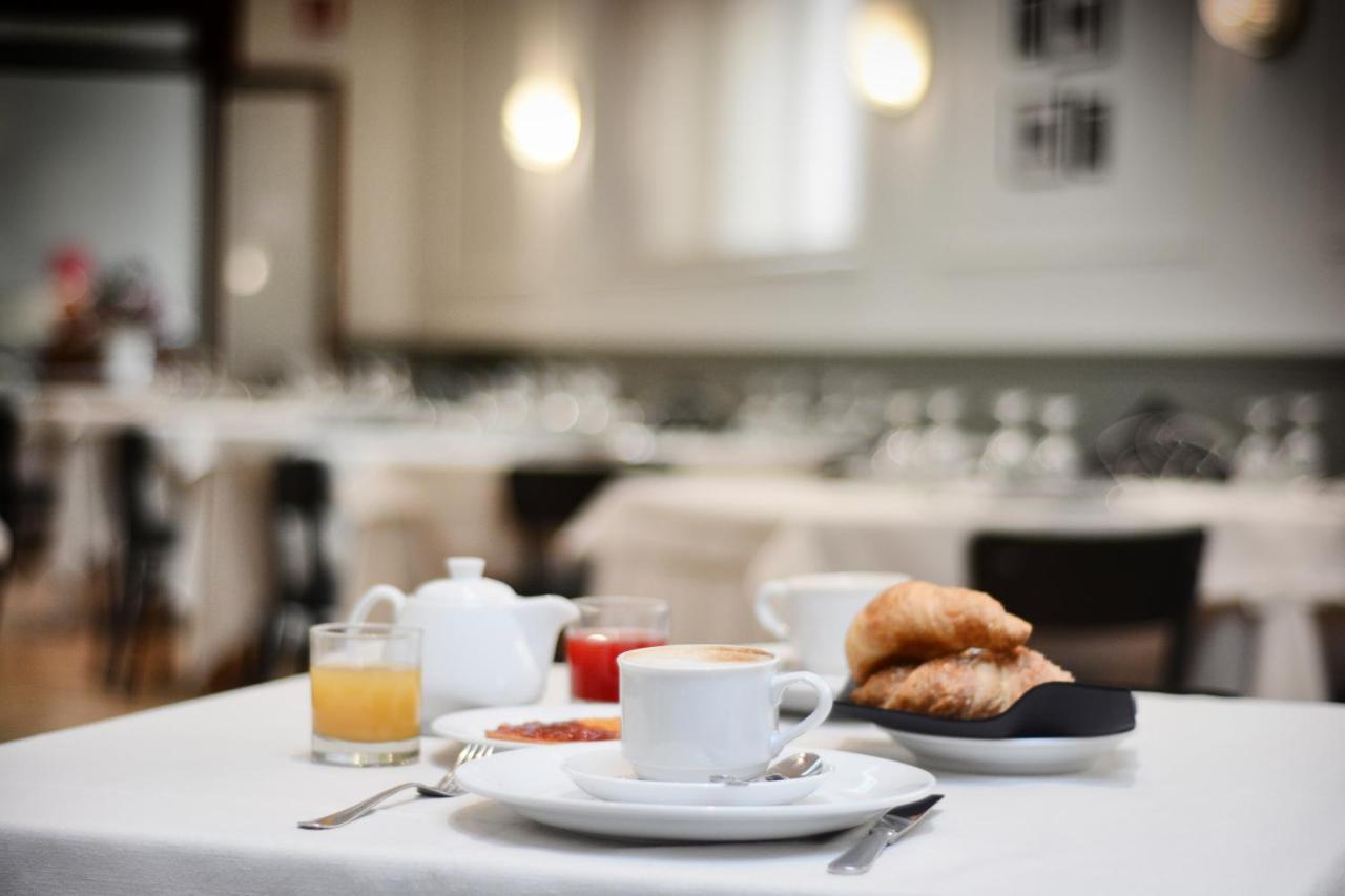 Hotel Touring Wellness & Beauty フィウッジ エクステリア 写真