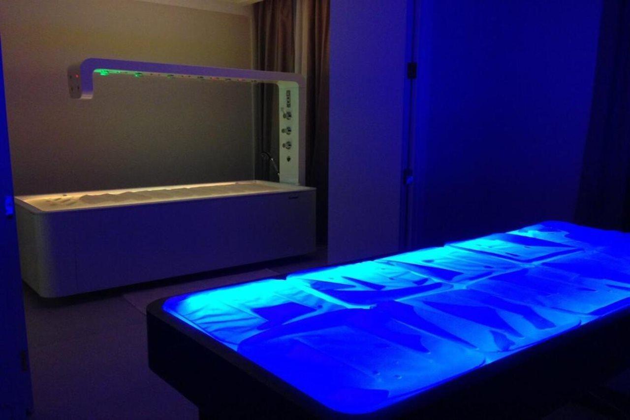 Hotel Touring Wellness & Beauty フィウッジ エクステリア 写真